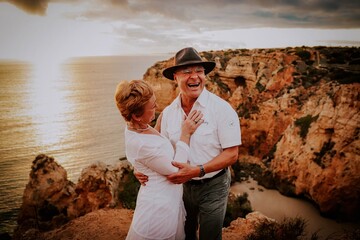 wedding couple shooting on the algarve lagos portugal at the beach 