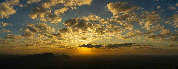 Morning atmosphere at Pha Mor E Daeng, Sisaket Province, Thailand © Sun Image
