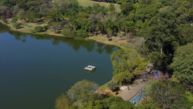 Vista a&eacute;rea de parque em S&atilde;o Paulo.