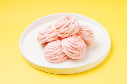 Plate with heap of zefir