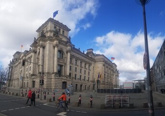 Fototapeta na wymiar Reichstag in Berlin