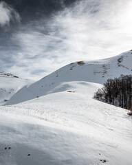 le vette del terminillo e dei monti reatini innevate
monte rotondo