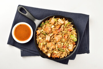 chicken fried rice with chilli sauce