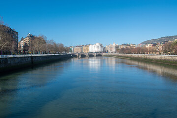 Le fleuve Urumea à San Sebastian (Donostia) - Espagne