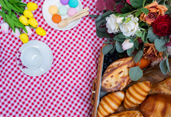 croissant bread, pastry dessert, food