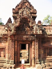 カンボジア、シェムリアップのバンテアイスレイ。
 Banteay Srei in Siem Reap,...