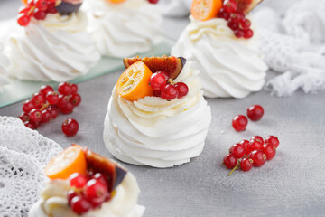 Pavlova dessert with berries