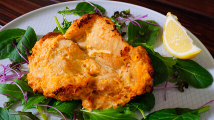 塩麹とチキンのサラダ