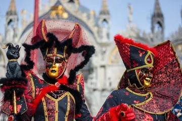 Foto auf Alu-Dibond beautiful masks in front of the cathedral of San Marco in Venice © corradobarattaphotos