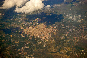 Fototapeta premium vista aerea città di Paternò