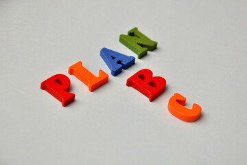 Obraz premium Choosing an action plan and strategy. The right choice of a person from three possible optio