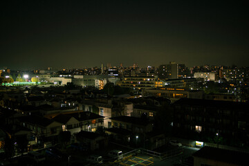 Fototapeta na wymiar 夜の町の風景