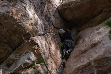 Rock Climber climbing the route Para mis amigos in Suesca Colombia
