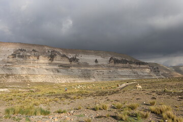 montaña rocosa