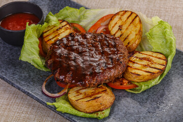 Grilled Beef cutlet with vegetables