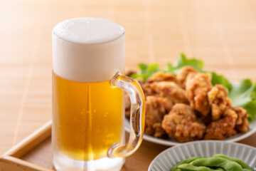 生ビールとおつまみ