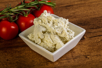 Soft cream cheese with herbs