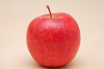 Apple-Table Photo1
