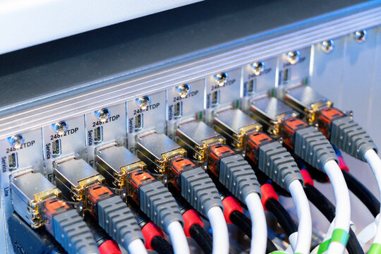 network kvm equipment for data centers 