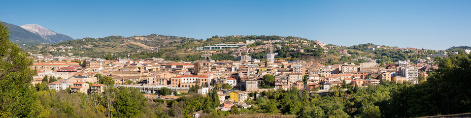 Fototapeta na wymiar Overview of the city of Teramo and the mountain in the background