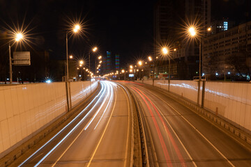 Fototapeta na wymiar night traffic in the city 2