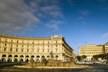 Fototapeta na wymiar Piazza Esedra O Piazza della repubblica, fountain of the Naiads. Beautiful square in Rome