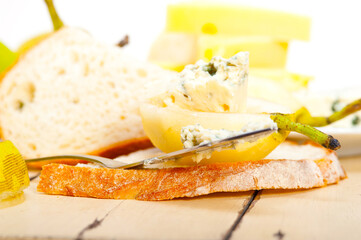 cheese and pears