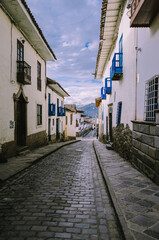Obraz premium narrow street in cuzco