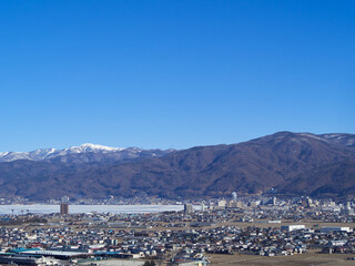 1月下旬（冬） 結氷した諏訪湖と諏訪市街の風景 長野県諏訪市