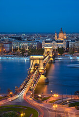 Fototapeta premium Szechenyi chain bridge and Basilica of St. Stephen in Budapest. Hungary