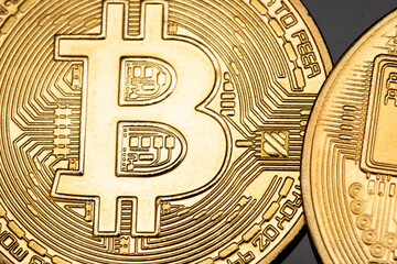 Fototapeta na wymiar gold bitcoin symbol