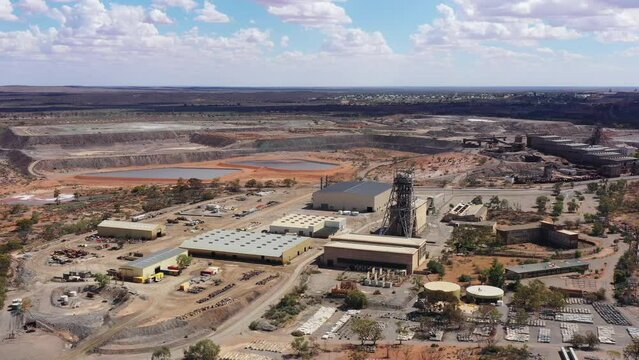 Panorama of Junction mine infrastructure and plant in Broken hill as 4k.

