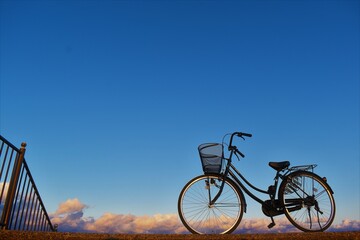 自転車、三重県、日本の観光、絶景、志摩市観光、海岸、夕日、海辺、海水浴