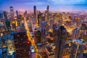 Fototapeta na wymiar beautiful downtown Chicago skyline at night