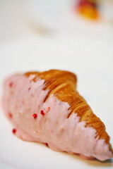 苺風味のクロワッサン