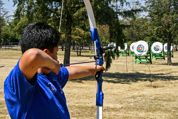 Practica de arquería al aire libre 3