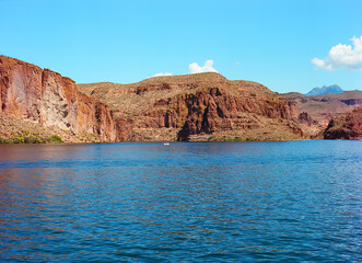 Autumn at Saguaro lake in Arizona