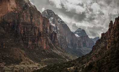 Angels Landing trail view