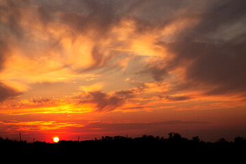 Colorful summer sunset in the clouds. beautiful summer sunset