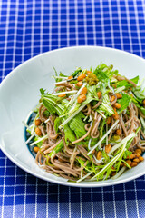 家庭料理　納豆と白子の和え蕎麦　和食　日本