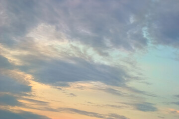 Obraz premium 彩り豊かに染まる幻想的な朝焼