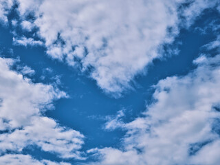 Naklejka na ściany i meble Blue sky and beautiful clouds