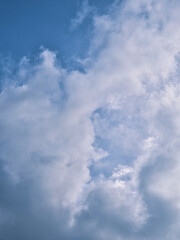Obraz premium Blue sky and beautiful clouds