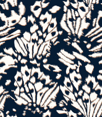 Seamless leopard pattern, animal print.