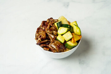 Stir fried beef and mixed vegetables