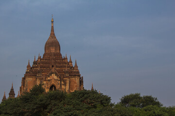 Fototapeta premium Templo de Htilominlo, Bagan