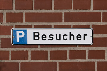 Obraz premium Schild Parkplatz für Besucher