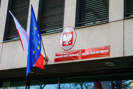 tablica Ministerstwo Spraw Zagranicznych Kancelaria Prezesa Rady Ministr&oacute;w w Warszawie 