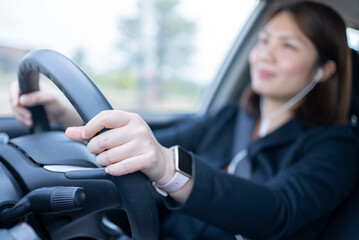 woman driving a car