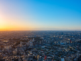 Obraz premium 夕方の都市風景